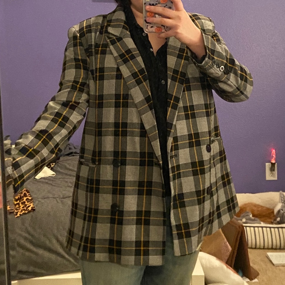 Forever 21 padded shoulder blazer in plaid